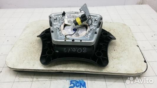 Подушка безопасности водителя citroen jumpy 2 (80O12J301)