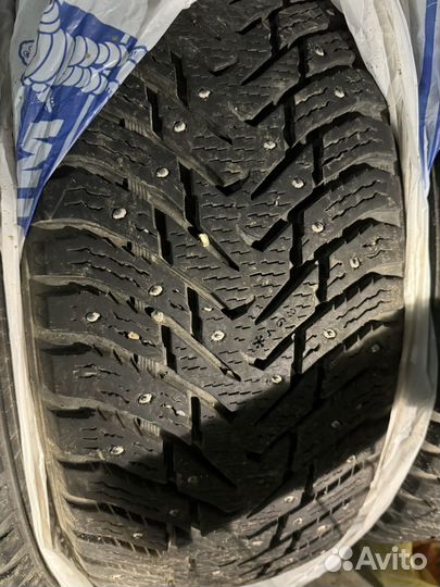 Nokian Tyres Hakkapeliitta 8 SUV 235/55 R19 105L