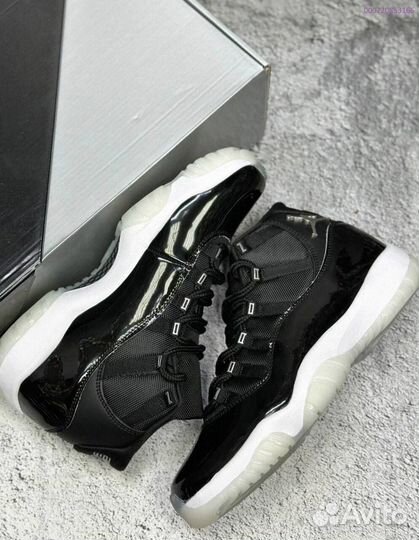 Nike AIR Jordan 11 white