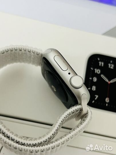 Отличные часы Apple Watch SE 1 Gen Silver