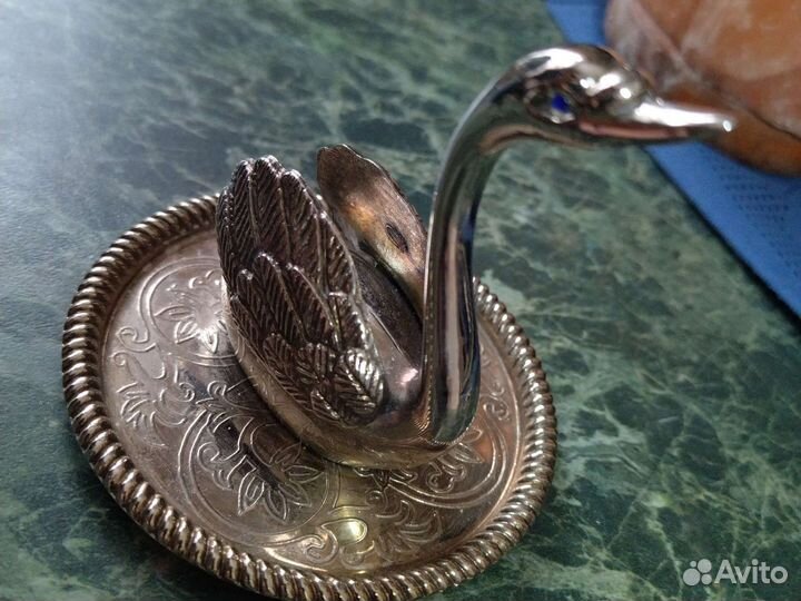 Подставка для украшений Лебедь мельхиор