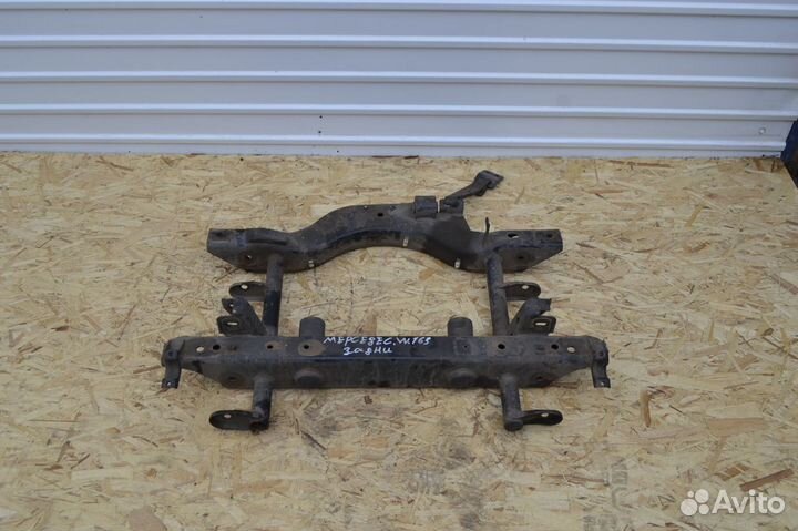 Подрамник задний Mercedes-Benz W163