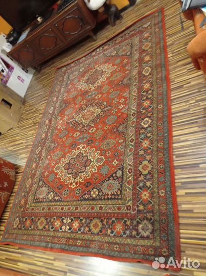 Ковер бу шерстяной