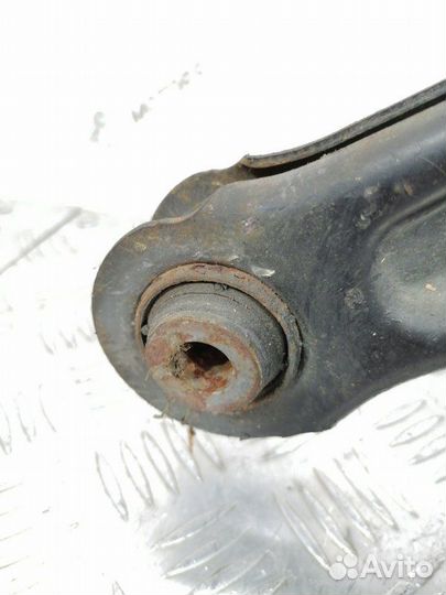 Рычаг подвески задний правый Honda Stepwgn RF5