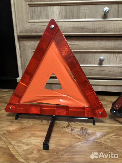 Аварийные знаки