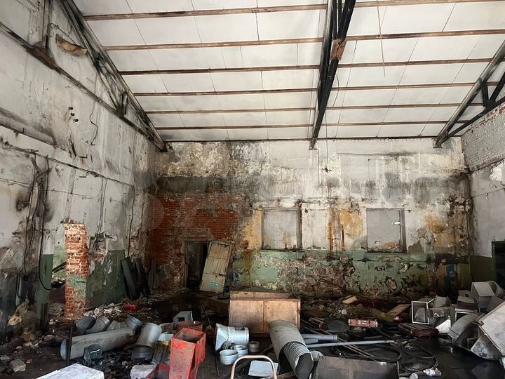 Склад, 1300 м²