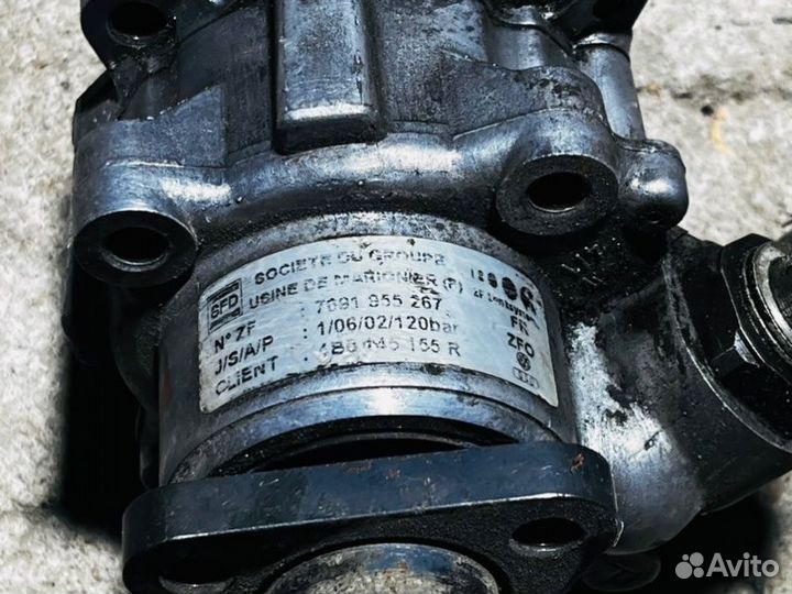 Насос гидроусилителя руля Audi A6C5 4B 2.4BDV 2001