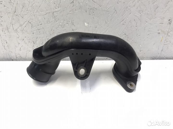 Патрубок правый интеркулера мазда сх9 2017г mazda