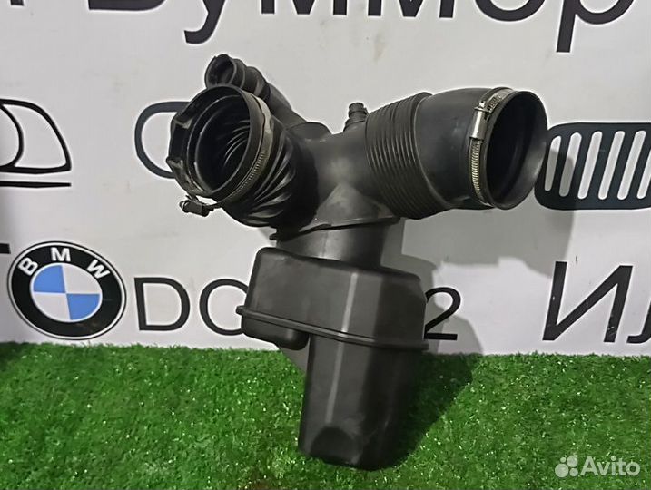 Патрубок воздушного фильтра Bmw 5 E60 M54B30 2004