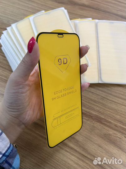 Защитное стекло на iPhone /айфон