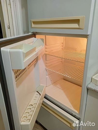 Холодильник stinol 104