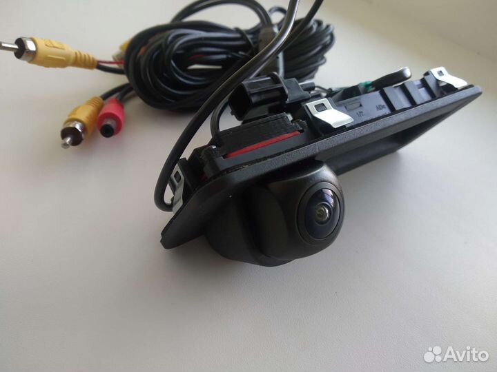 Камера заднего вида Hyundai Solaris 2