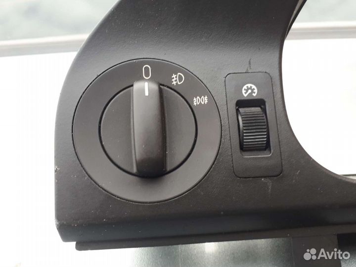 Бмв 5 Е39 выключатель фар