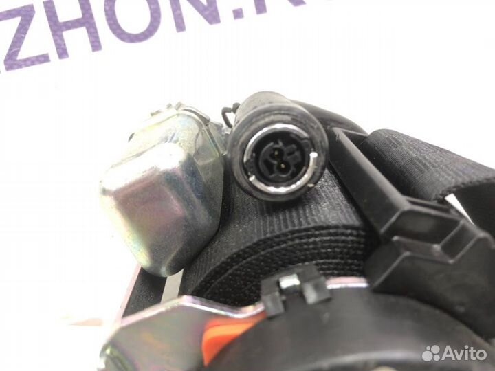 Ремень безопасности передний правый Peugeot 308