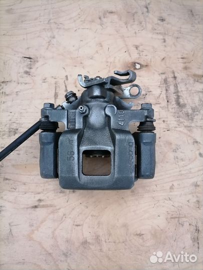 Задний тормозной суппорт Mitsubishi Outlander 3