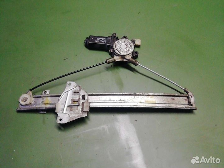 Стеклоподъемник з/п двери mitsubishi Pajero 2