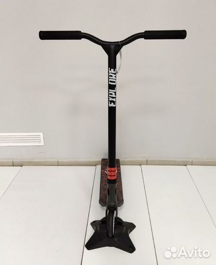 Трюковой самокат Booger deluxe