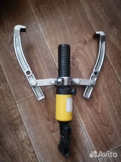 Съемник гидравлический