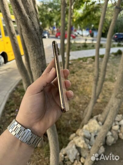 iPhone Xs, 256 ГБ