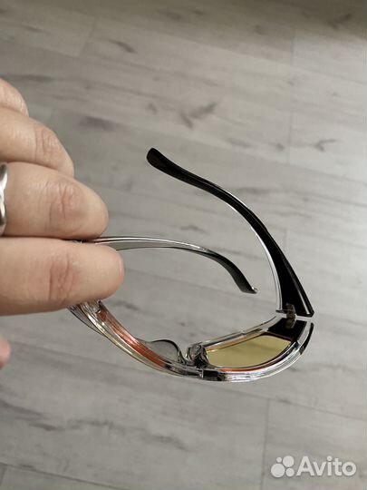 Очки тренд солнцезащитные