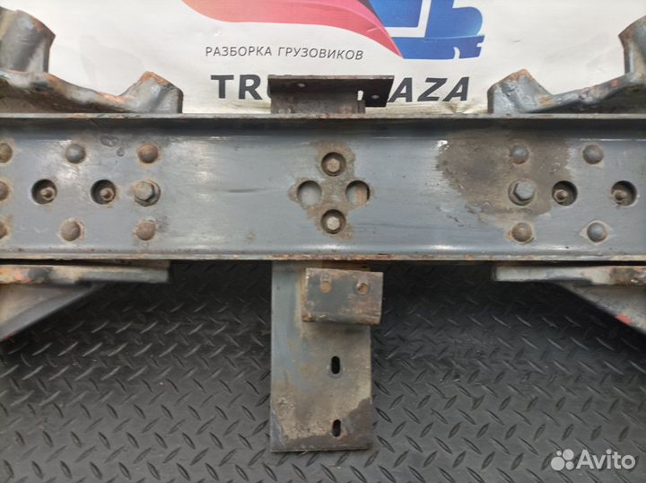 1435713 Траверса рамы Daf XF105