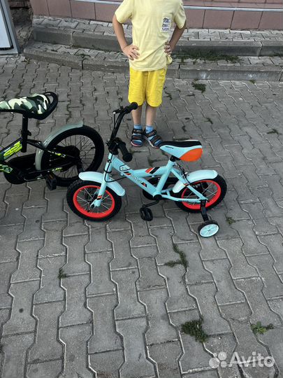 Велосипед для ребенка 2-3 года (12 колеса)