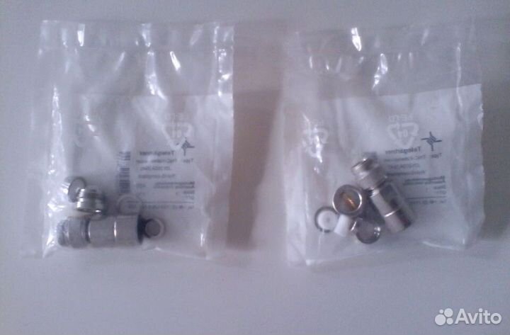 Разьем Telegartner j01010a2940 новый