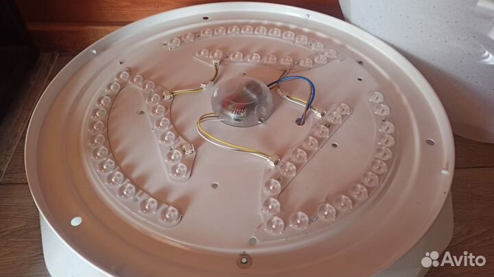 Люстра потолочная светодиодная с пультом