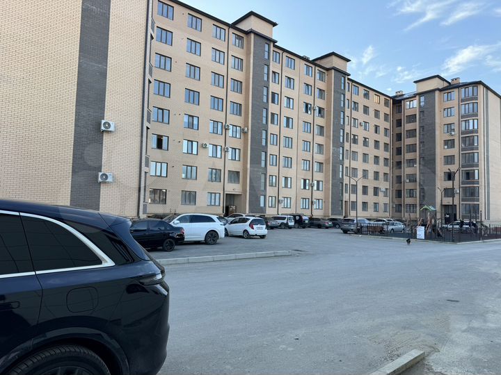 3-к. квартира, 88 м², 2/8 эт.