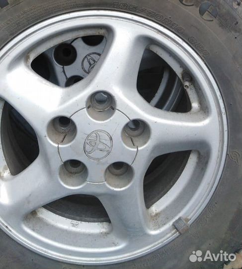 Продам литые лиски тойота