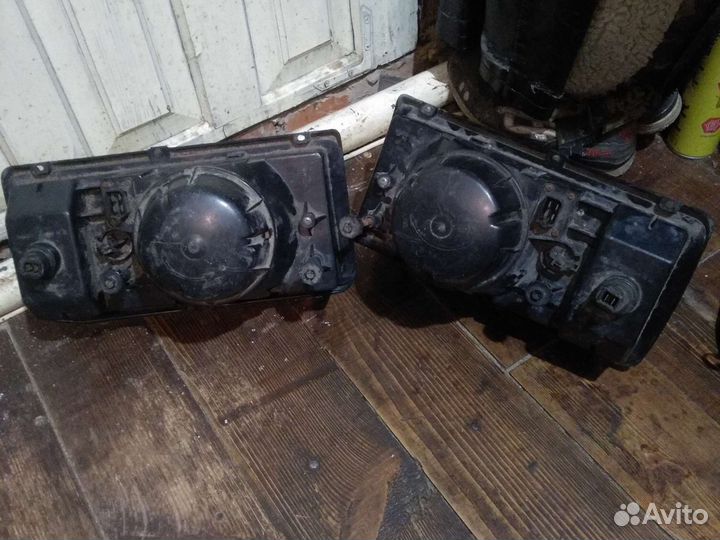Продам передние фары для ваз Лада 07