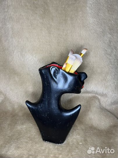 Ваза из гипса ручной работы