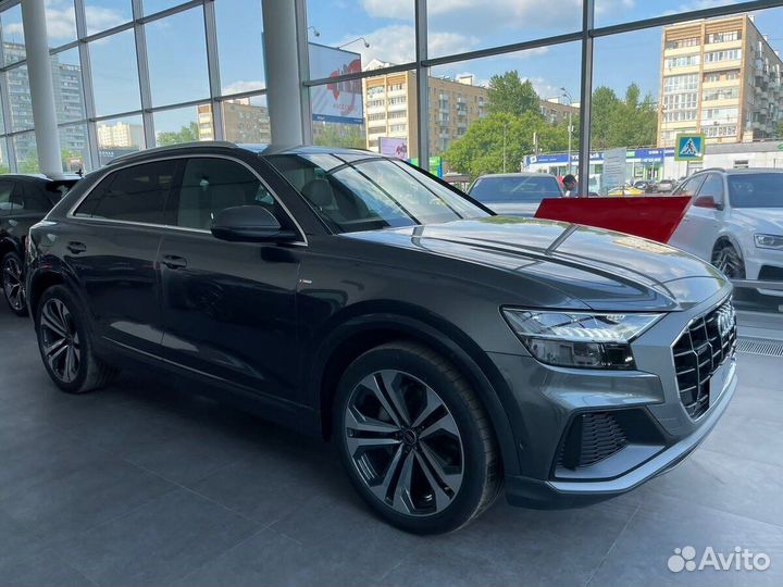 Audi Q8 3.0 AT, 2023