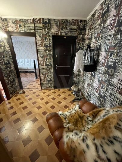 3-к. квартира, 60 м², 5/5 эт.