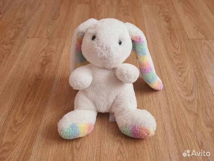 Плюшевая игрушка заяц
