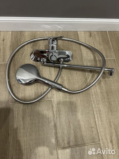 Смеситель для ванны vidima