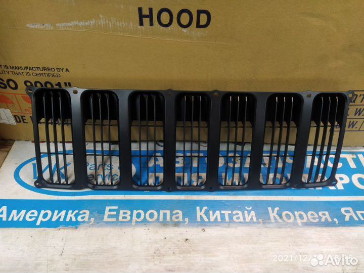 Решетка радиатора Jeep Patriot MK 2007-2010