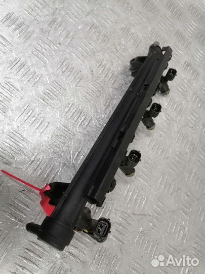 Форсунки топливные Volkswagen Golf 5 1.4 16V