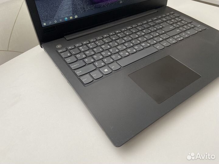 Бизнес ноутбук Lenovo