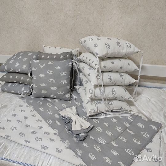 Бортики в детскую кроватку