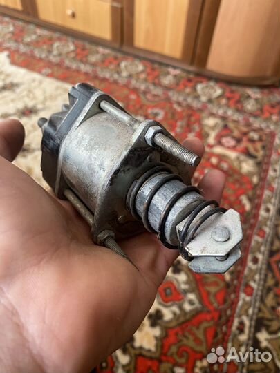 Втягивающее реле стартера ваз 2101-2107