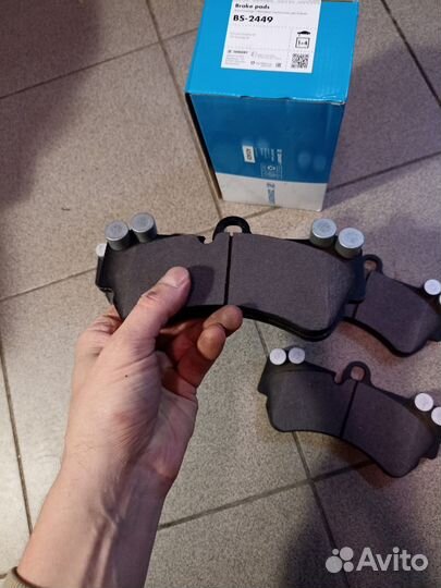 Колодки тормозные передние Porsche Cayenne 955