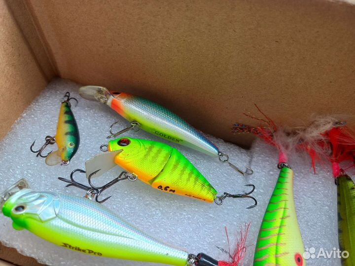 Набор: Воблеры и попперы 26шт