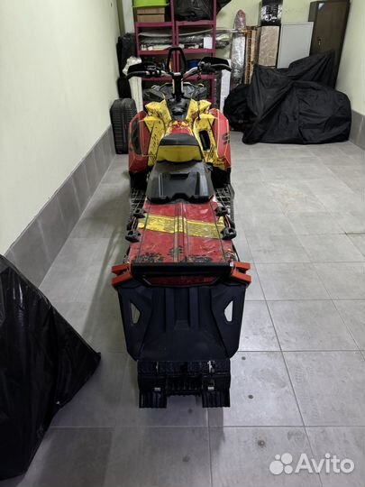 Снегоход BRP Summit X 850 E-TEC 154