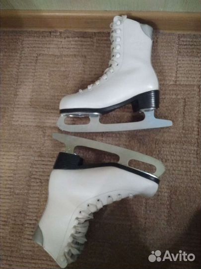 Коньки для девочки размер 33