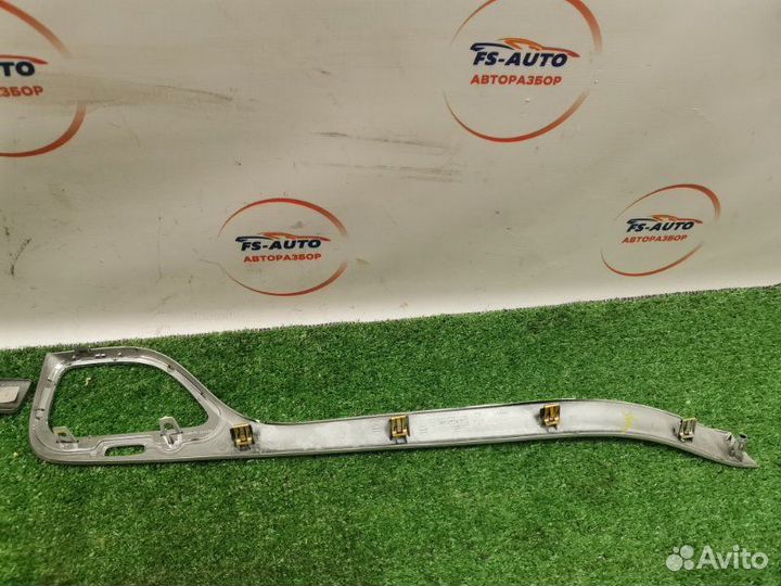 Пластик салона Dodge Journey 2.4 ED3 2010