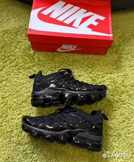 Кроссовки Nike Air Max Vapormax Plus черные