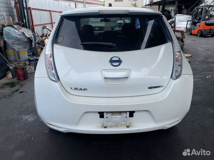 Nissan leaf AZE0 EM57 2013 г. В разбор