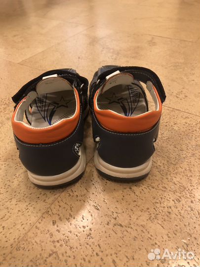 Сандали кожаные