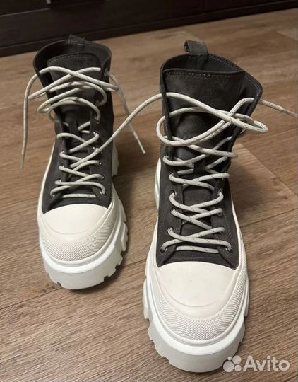 Кеды натуральная замша 39